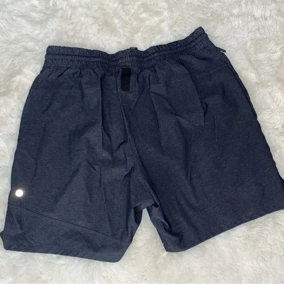 Lululemon Men’s Running Shorts - Picture 2 of 7